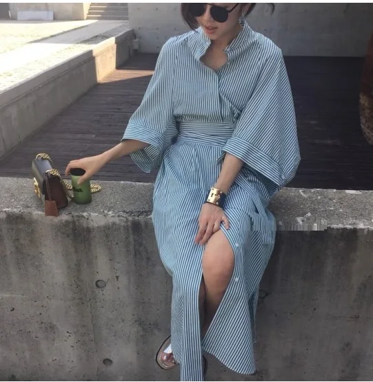 Женские повседневные платья в Вертикальную Полоску розовые синие новинка 2016