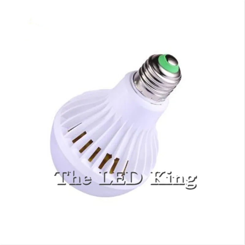 Лампа с пассивным ИК датчиком движения 5 Вт светодиодная лампочка 7