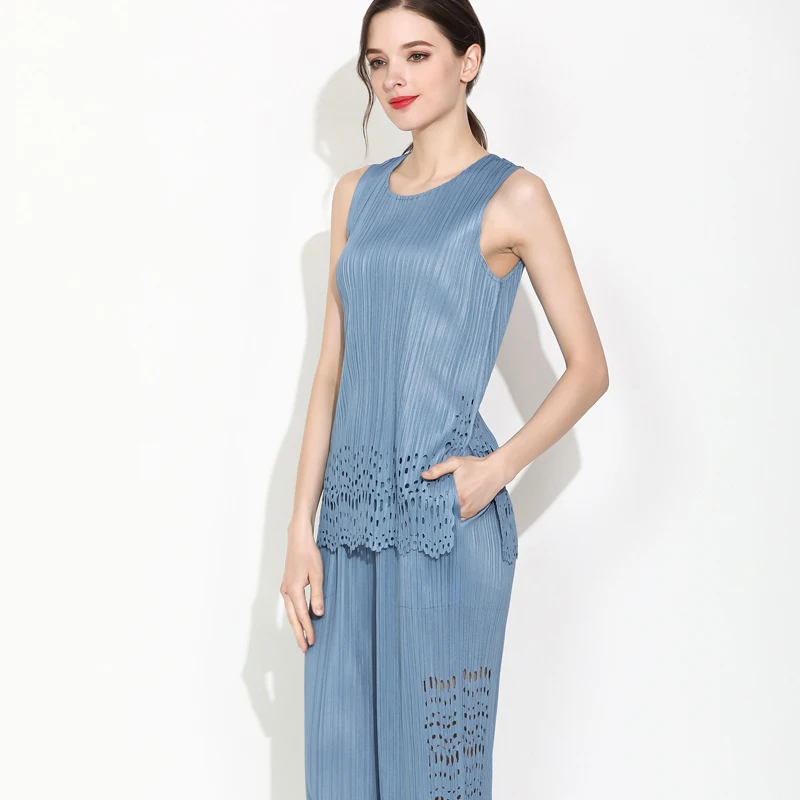 Женский плиссированный костюм из двух предметов Changpleat Однотонные эластичные