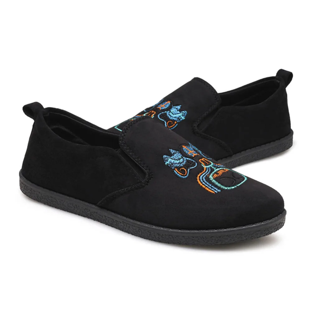 Мужские туфли на плоской подошве Новинка 2017 года стильное платье с Вышивка обувь