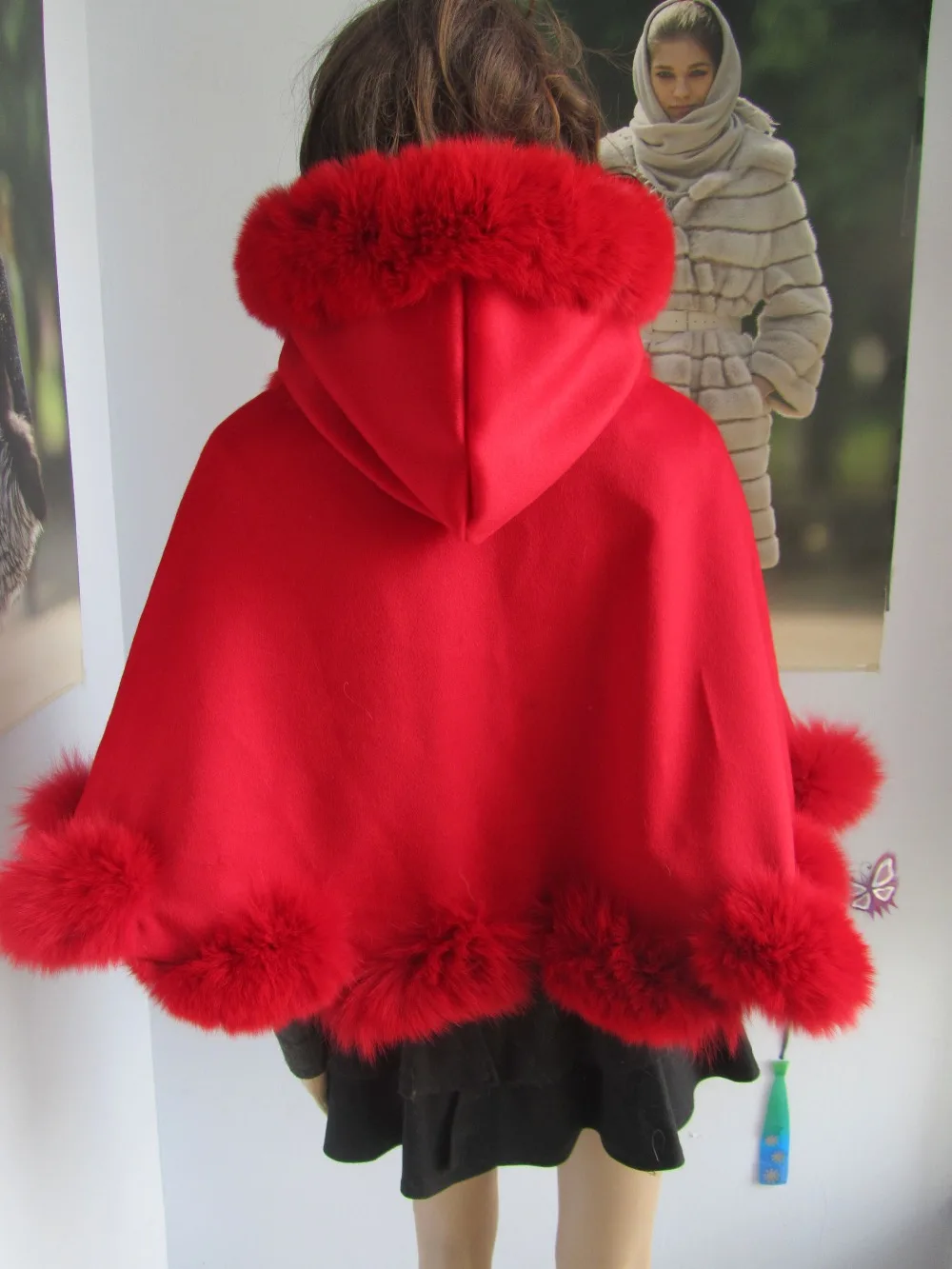 

Free shipping kid size age6-9 real fur trim length 50cm twisted fur hood cashmere cape