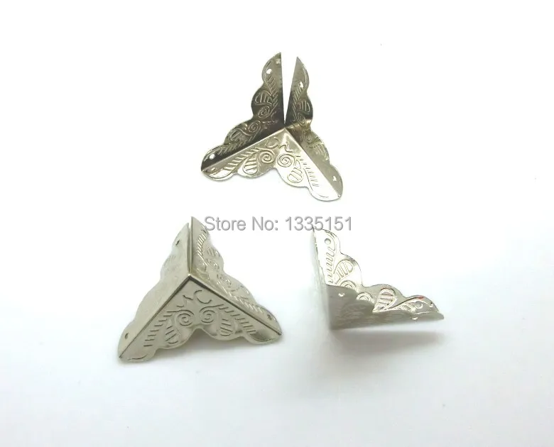 

Бесплатная Shipping-50pcs Серебряный тон узор Резной Металлический Альбом угловой Альбомы меню папки Угловые протекторы 35 мм x 26 мм J1312