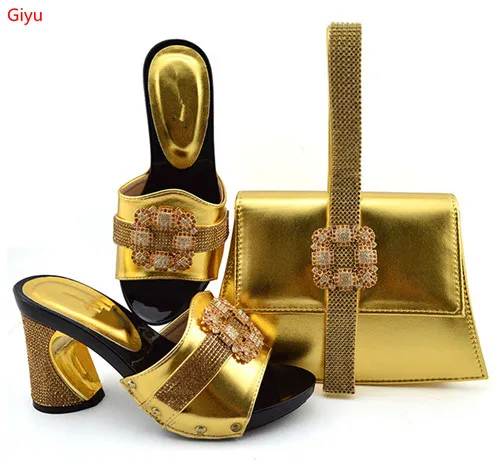 Комплект из туфель и сумочки в африканском стиле | Обувь