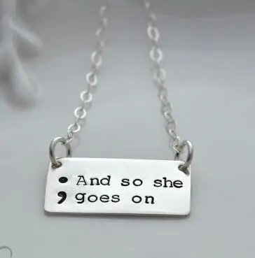 И так она дальше выглядит на искусственной серебряной основе ювелирные изделия с