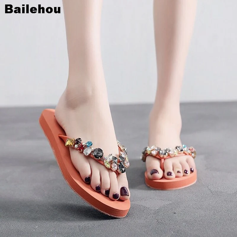 

Women Slippers Rhinestone Crystal Flip Flops Home Outside Slipper Bling Beach Sandal Slip On Casual Shoes Women Flat Heel Slides