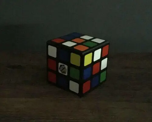 Волшебный куб от Gustavo Raley крупным планом фокусы трюк сценическое волшебное шоу