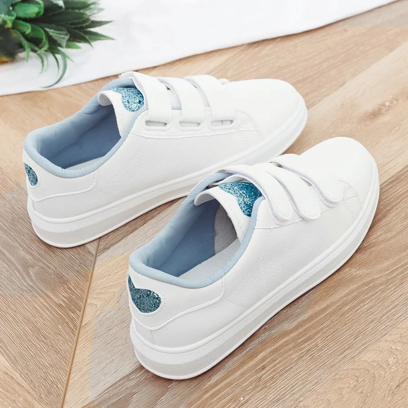 Женские повседневные туфли модель 2019 года весенние модные кроссовки однотонная