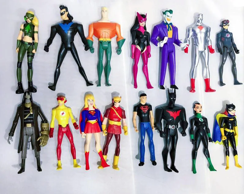 Много 15 DC молодых Бэтмен "Лига правосудия", "Джокер" Nightwing звездного ”,“ Супергерл ”аквамэн Свободные фигурку