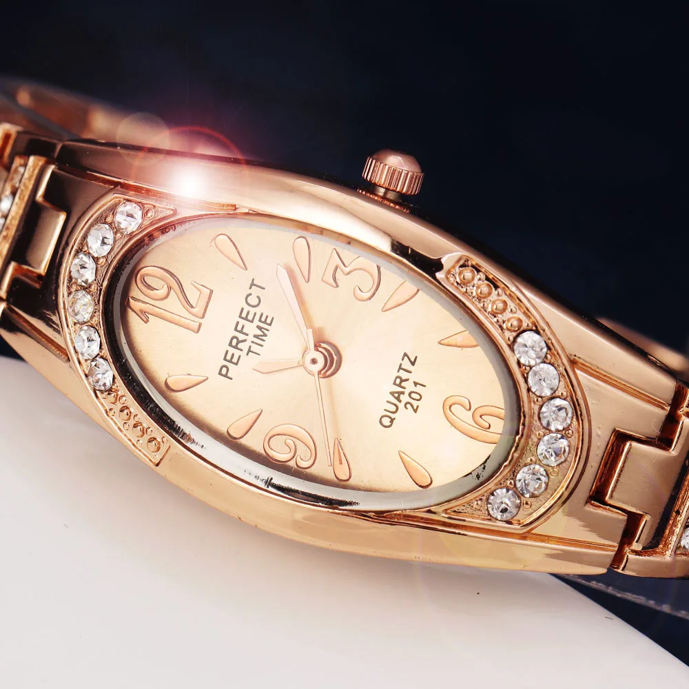 

New Fashion Bracelet Watches Women Luxury Brand Quartz Crystal Embed Rose Gold Analog Dial Rhinestone Full Steel Band Gift Clock