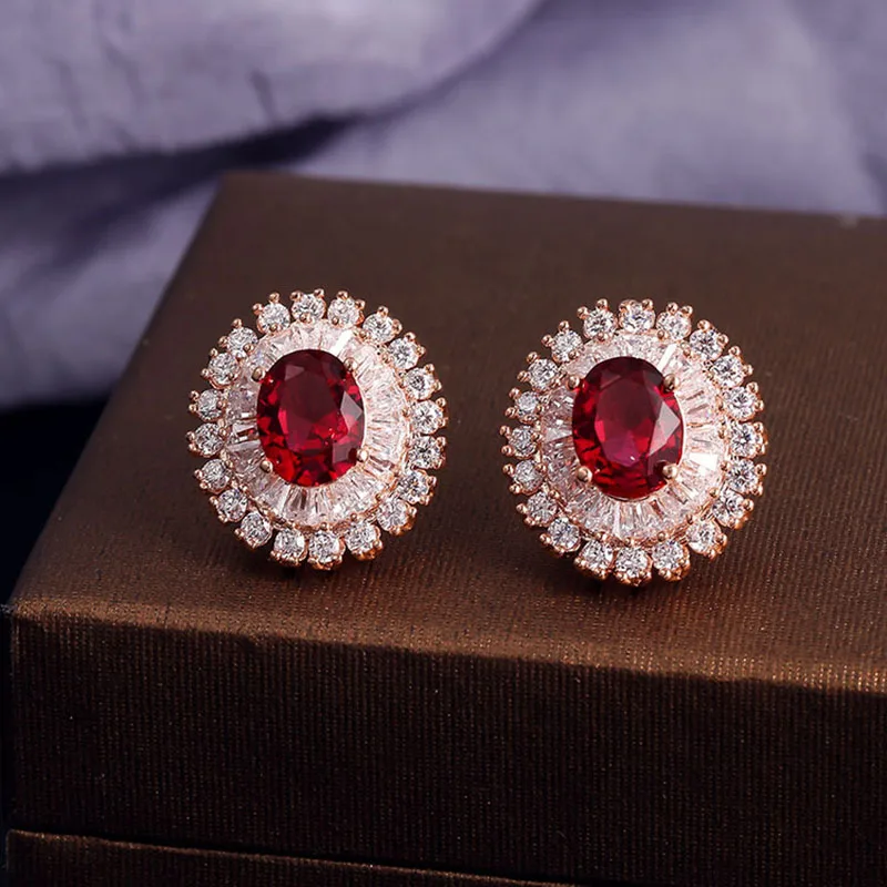 Роскошные серьги гвоздики из белого/розового золота с цирконием класса ААА для