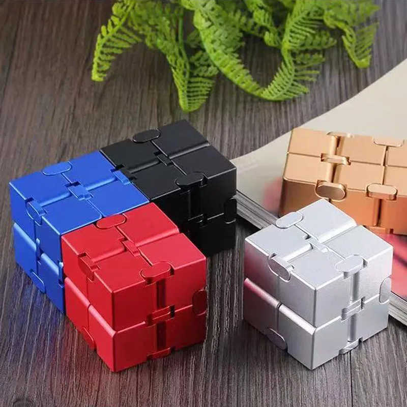Игрушка антистресс infinity cube для взрослых металлическая алюминиевая деформация