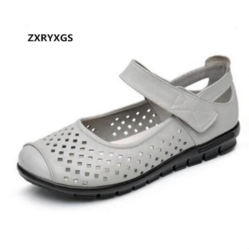 

New Fashion Hollow Genuinel Leather Shoes Women Summer Sandals Flat Plus Size Comfort Middle-aged Women Shoes Casual Sandals