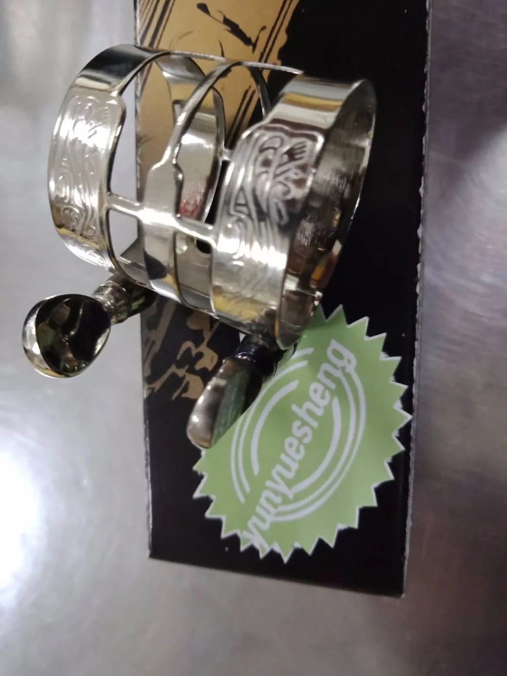 Несколько кларнета защитные резные лигатурные Металлические колпачки на выбор |