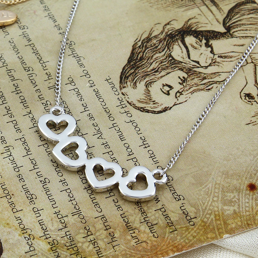 Очаровательные женские ожерелья с сердечками и кулоны золотистого цвета со