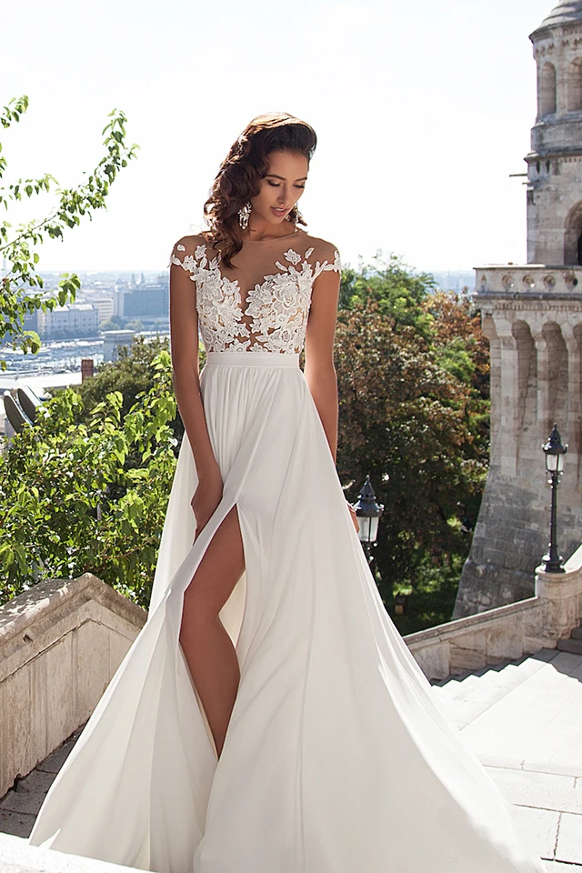 

Split Front Short Lace Cap Sleeve Chiffon Beach Wedding Dress