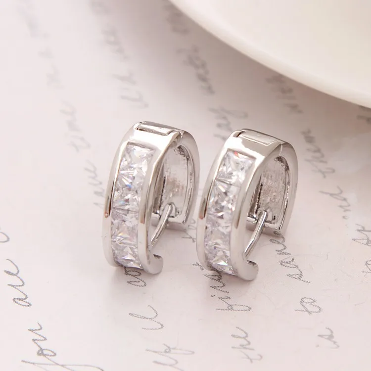 Женские серьги-кольца с кристаллами высокого качества | Украшения и аксессуары