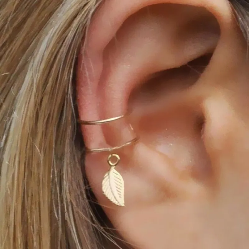 

Fashion No Pierced Ear Clip Cuff Wrap Earrings Leaf Feather Pendant Non-piercing Clip Earrings for Women Party Statement Jewelry