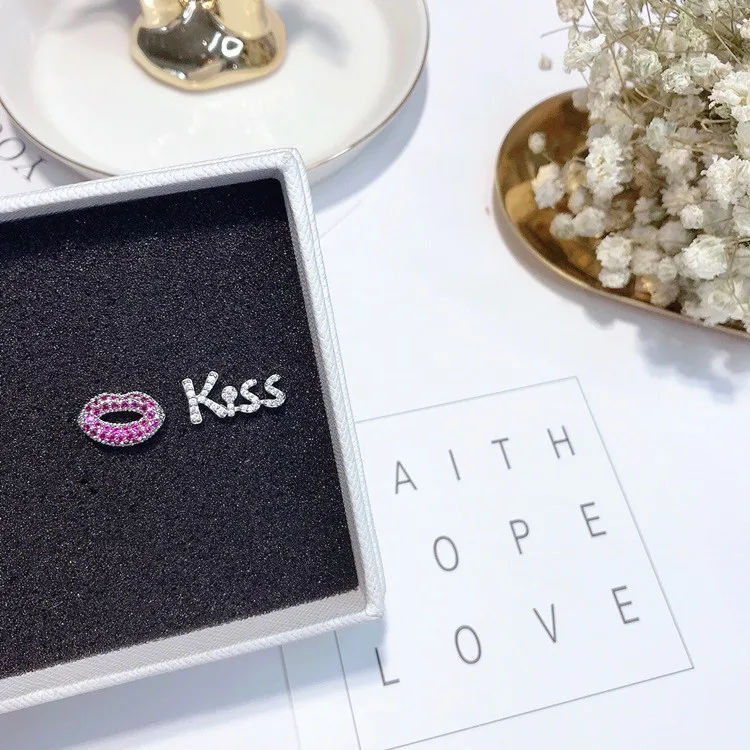 letter Kiss sexy lip asymmetric CZ earring 925 silver pin Hypoallergenic fadeless fashion jewelry stud earrings for women gift | Украшения