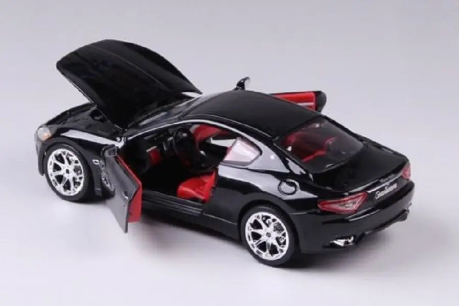 Модель спортивного гоночного автомобиля Bburago 1:24 Maserati GT Gran туризм новинка в