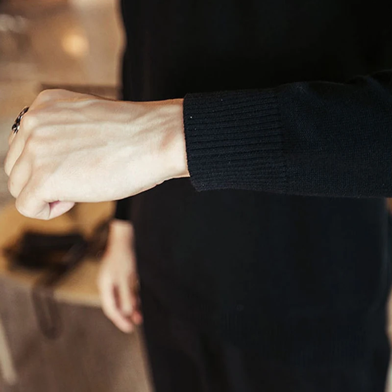 Мужской трикотажный свитер с круглым вырезом и длинным рукавом | Мужская одежда