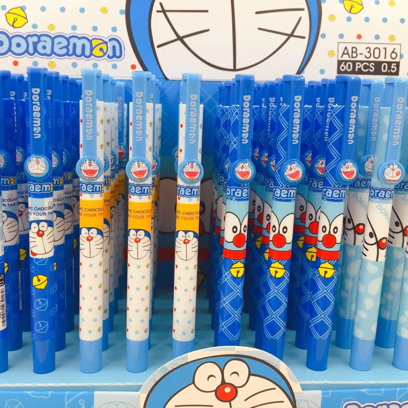 Шариковая ручка Doraemon 4 шт./лот шариковая с синими чернилами и мультяшными