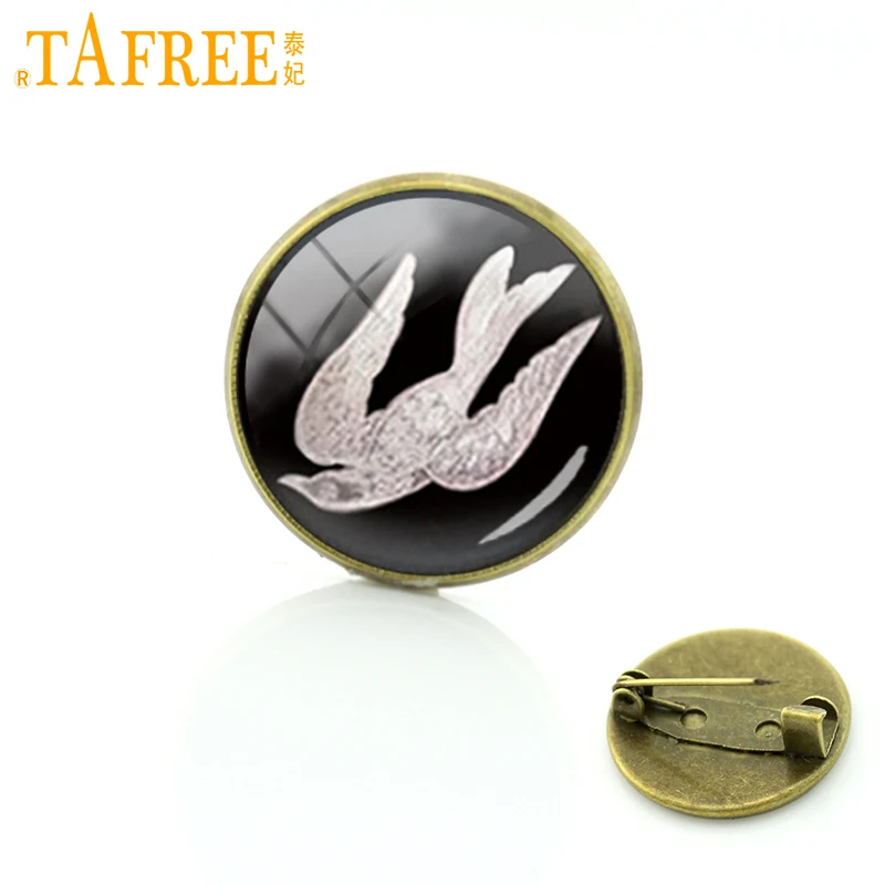 

TAFREE Bioshock infinite bird brooch cage is somber elizabeth pins jewelry Dress Accessories vintage Owl men women badge C444