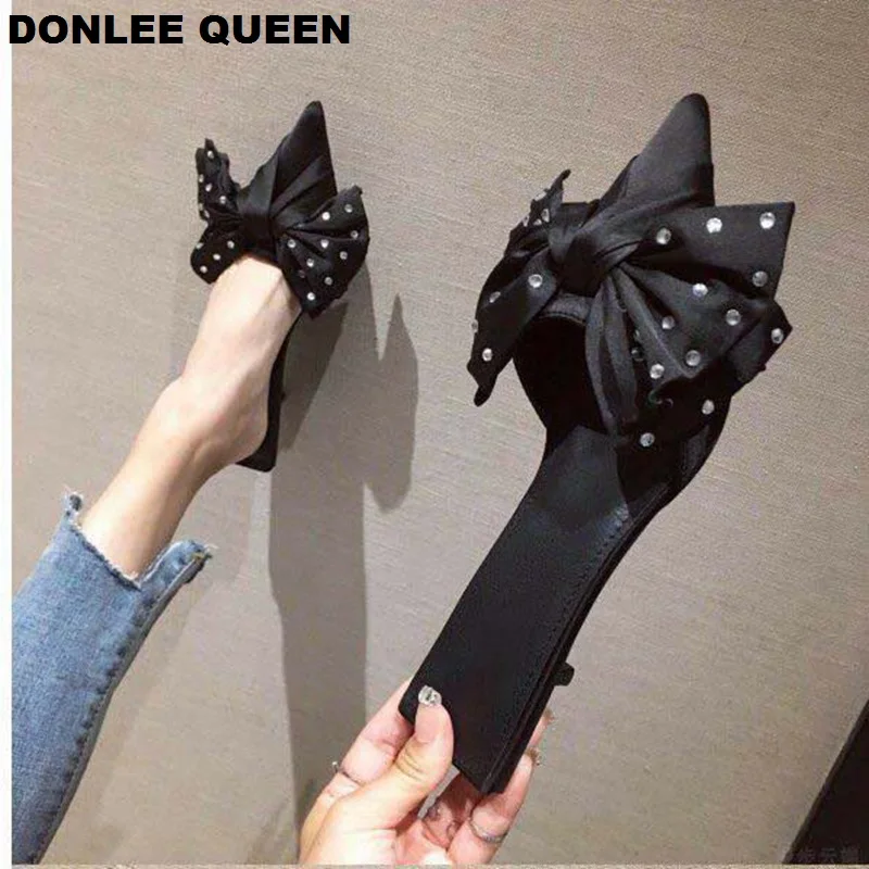 Шлепанцы DONLEE QUEEN женские на низком каблуке сланцы без застежки заостренный носок