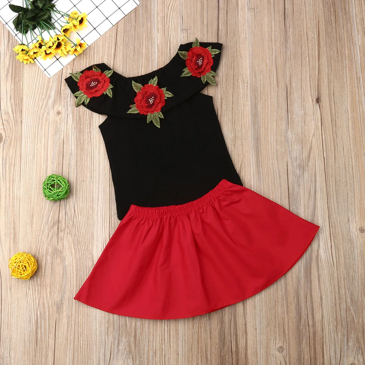 Новинка 2019 Детская Хлопковая футболка с открытыми плечами и объемными розами для