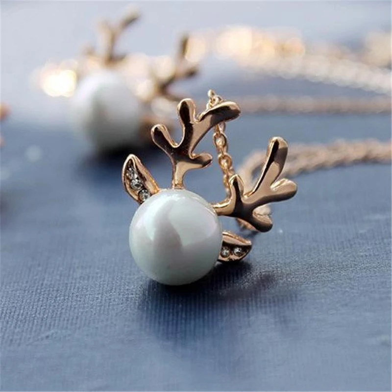

2020 hot sale 1 pair of ladies elegant reindeer earrings fashion festival pearl deer earrings earrings ladies girls jewelry