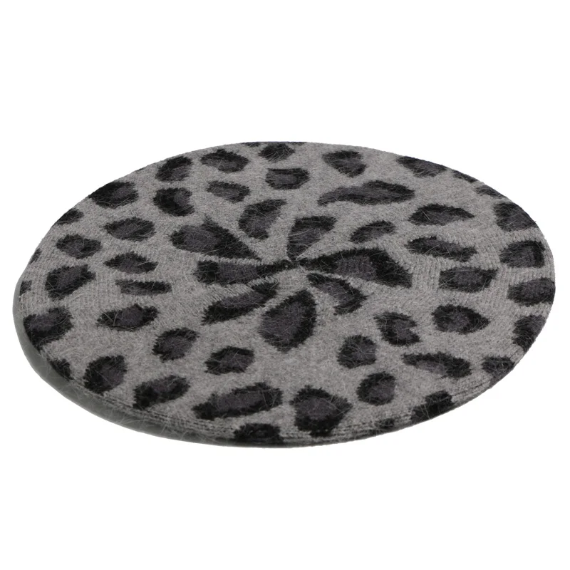 Осенне зимние теплые шапки в стиле ретро с леопардовым принтом элегантные