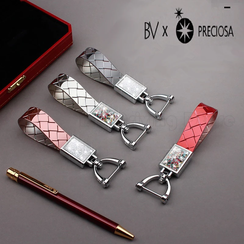 Плетеный брелок с кристаллами и бриллиантами подкова D пряжкой автоаксессуары