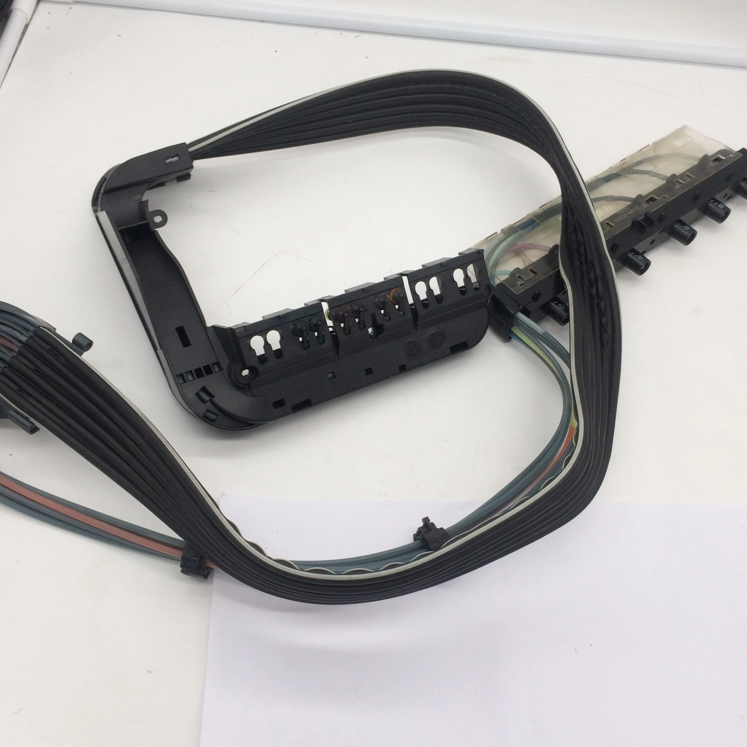 

Трубки подачи чернил Assembly 24 "для HP DesignJet T1100 Q6683-60008