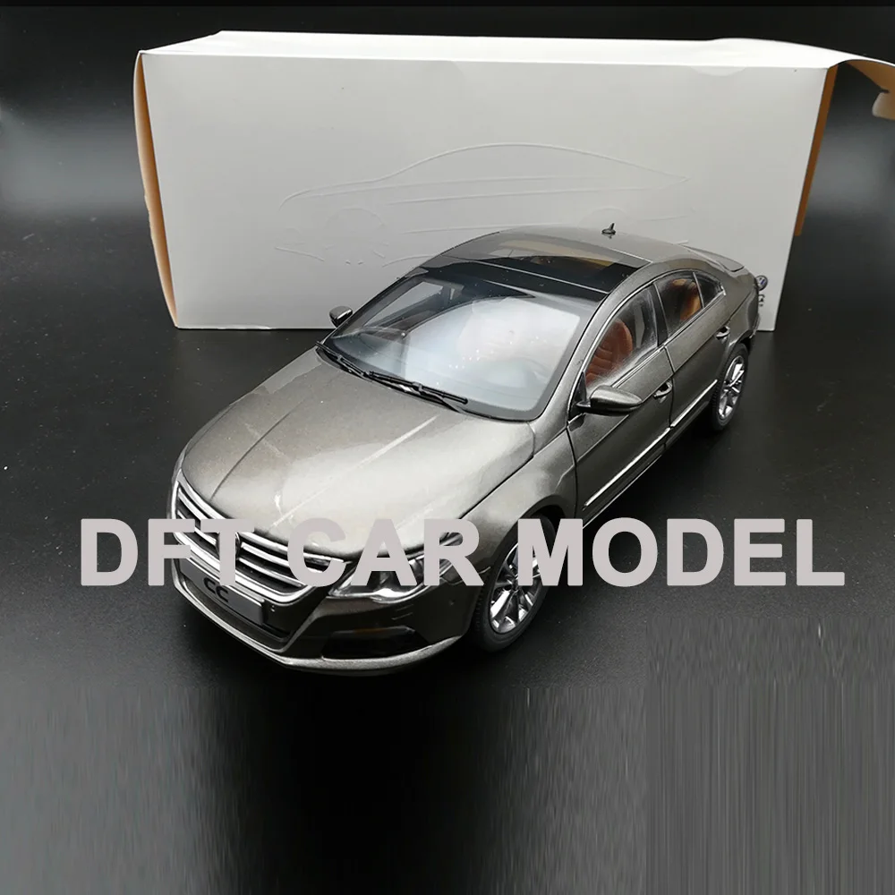 Литые игрушечные автомобили 1:18 CC из сплава модель спортивного автомобиля