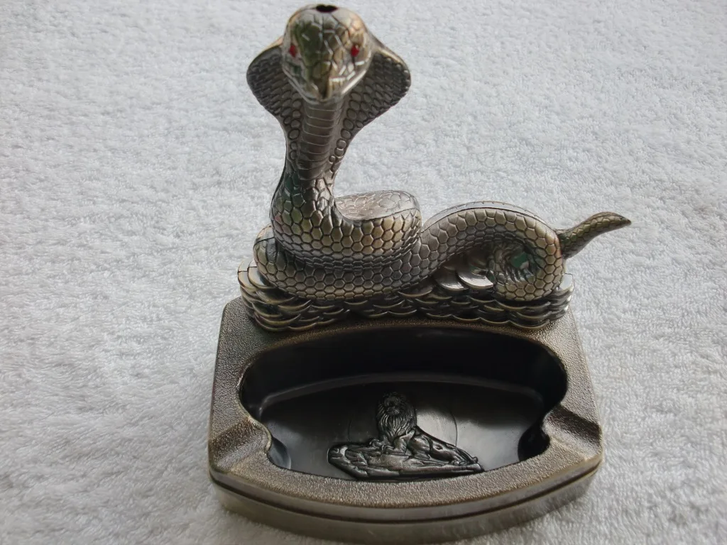 

desk ashtray with lighter,Arts and crafts, gifts