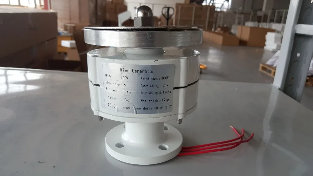 Генератор для ветровой генератор Generador Eolico 300 w 12/24vdc с вертикальной осью