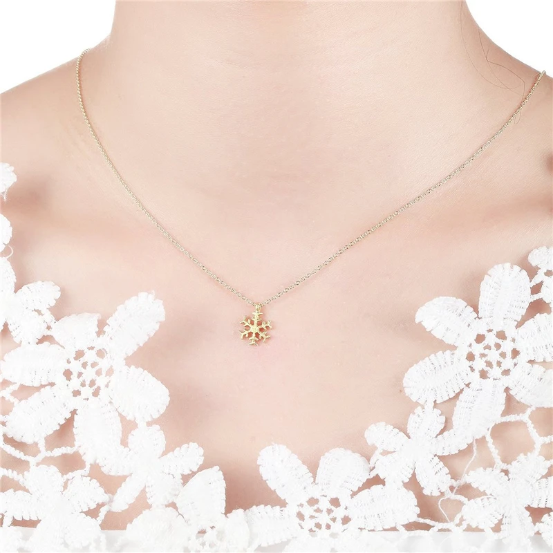 

2018 New Winter Snowflake Pendant Short Chain Choker Necklace For Women Golden Heart wish necklace with card Jewelry As gift