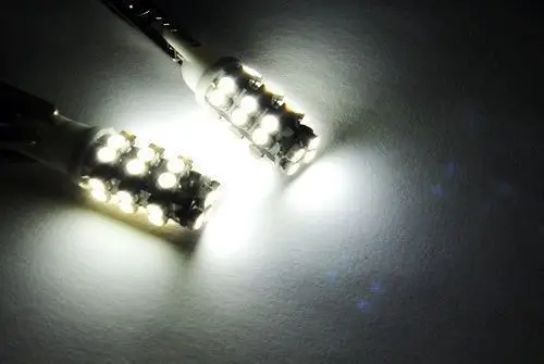 10 лампочек 28 светодиодов Smd Encaixe T10 W5w Pingo Leds Pingao | Автомобили и мотоциклы