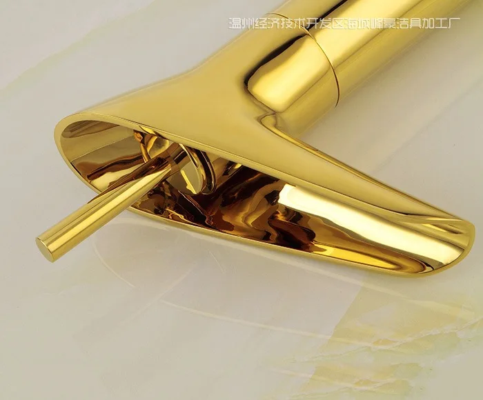 Бесплатная доставка хит продаж кран для раковины ванной комнаты с золотым