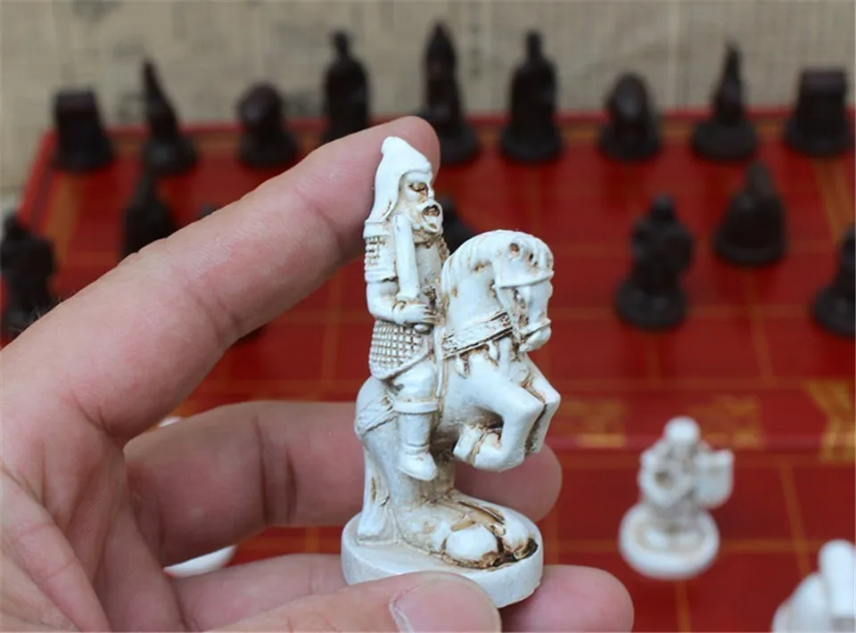 Высокая-класс античный деревянный китайский набор для игры в шахматы Складная шахматная доска китайские традиции смолы шахматные фигуры Настольная игра Easytoday