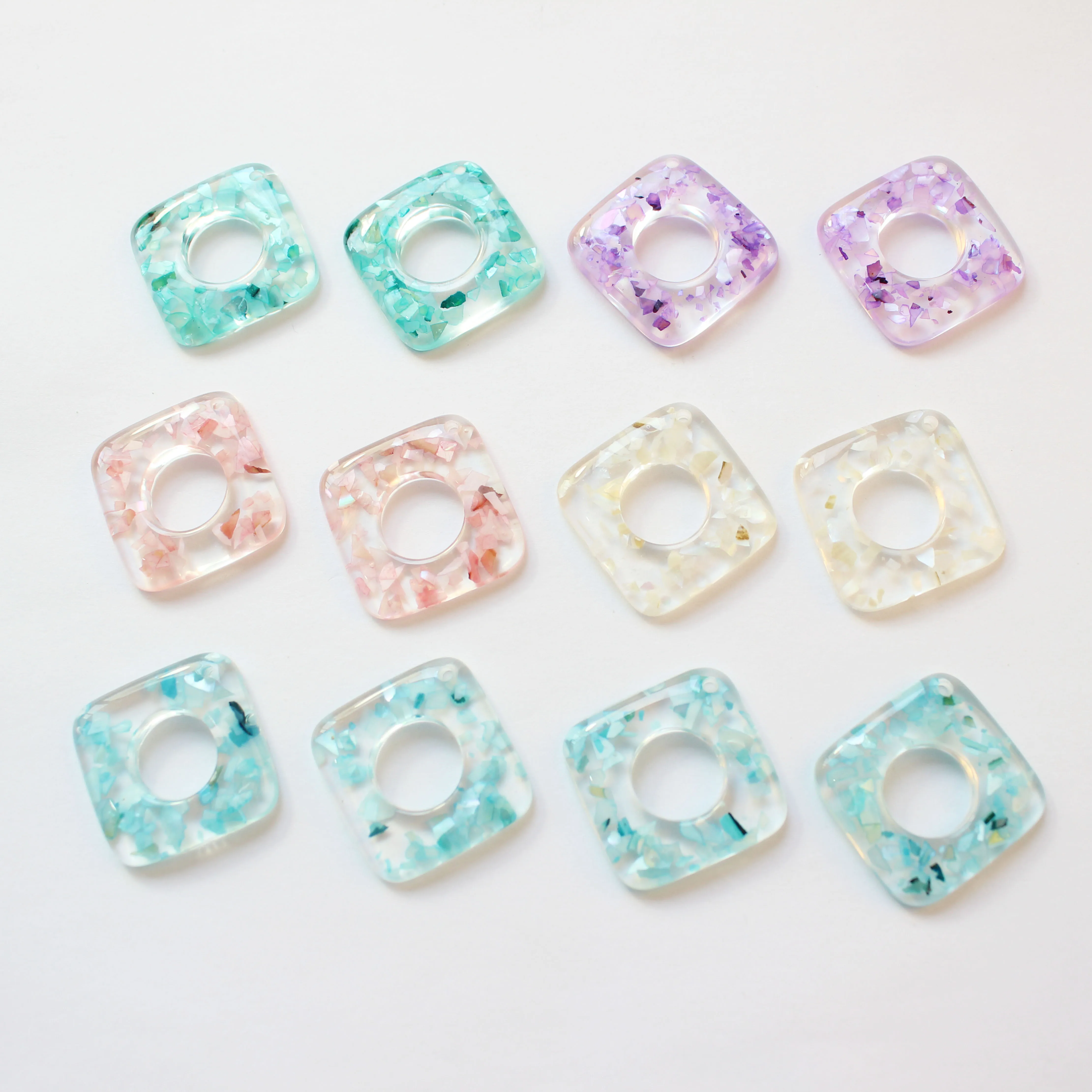

Summer style 40pcs/lot 32mm color Broken shell decoration geometry square shape resin beads with holes diy jewelry accessory
