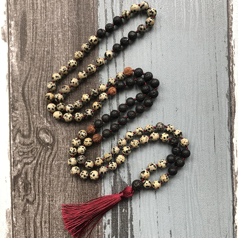 Лава камень Rudraksha Mala Neacklace 108 бисер для молитвы ювелирных изделий далматинь J asper