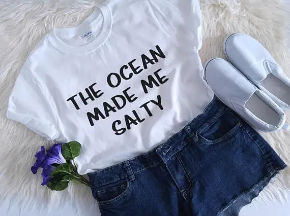 

Летняя забавная футболка с надписью «the ocean made me»
