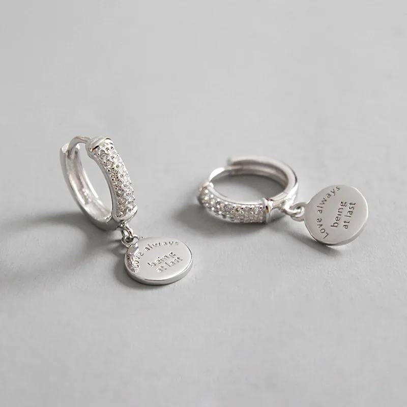 

Серьги-кольца Huggie, серебро 925 пробы, с белым цирконием, в виде монеты с диском, TLE529