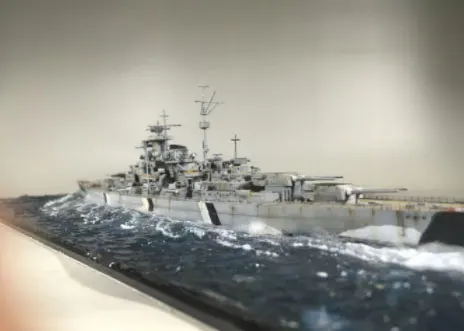 1: 700 б/у диорама Второй мировой войны немецкий Бисмарк морской пейзаж Изысканная