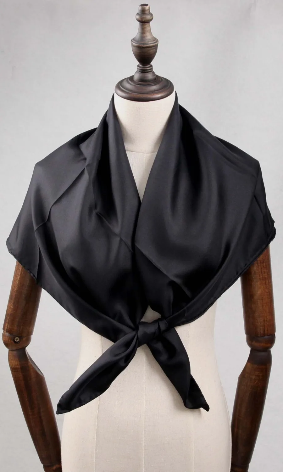 Элегантный шарф ручной работы из 100% саржевого шелка | Аксессуары для одежды