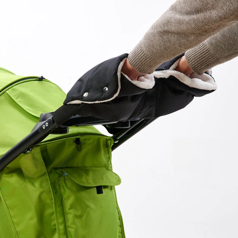 Теплые перчатки для детской коляски зимние ветрозащитные и кашемировые на