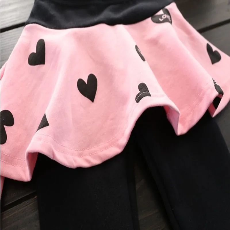 Новые осенне-зимние Одежда для малышек комплект прекрасный мультфильм сердце