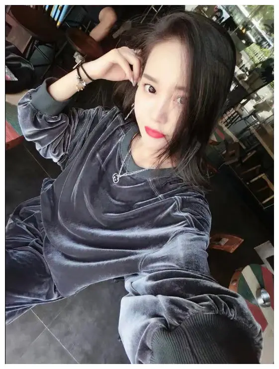 

Spring and Autumn Fashion Gold Velvet Solid Color Set Loose Bat Shirt Tops Large Size Wide Leg Pants Women's Two-piece Set JQ36