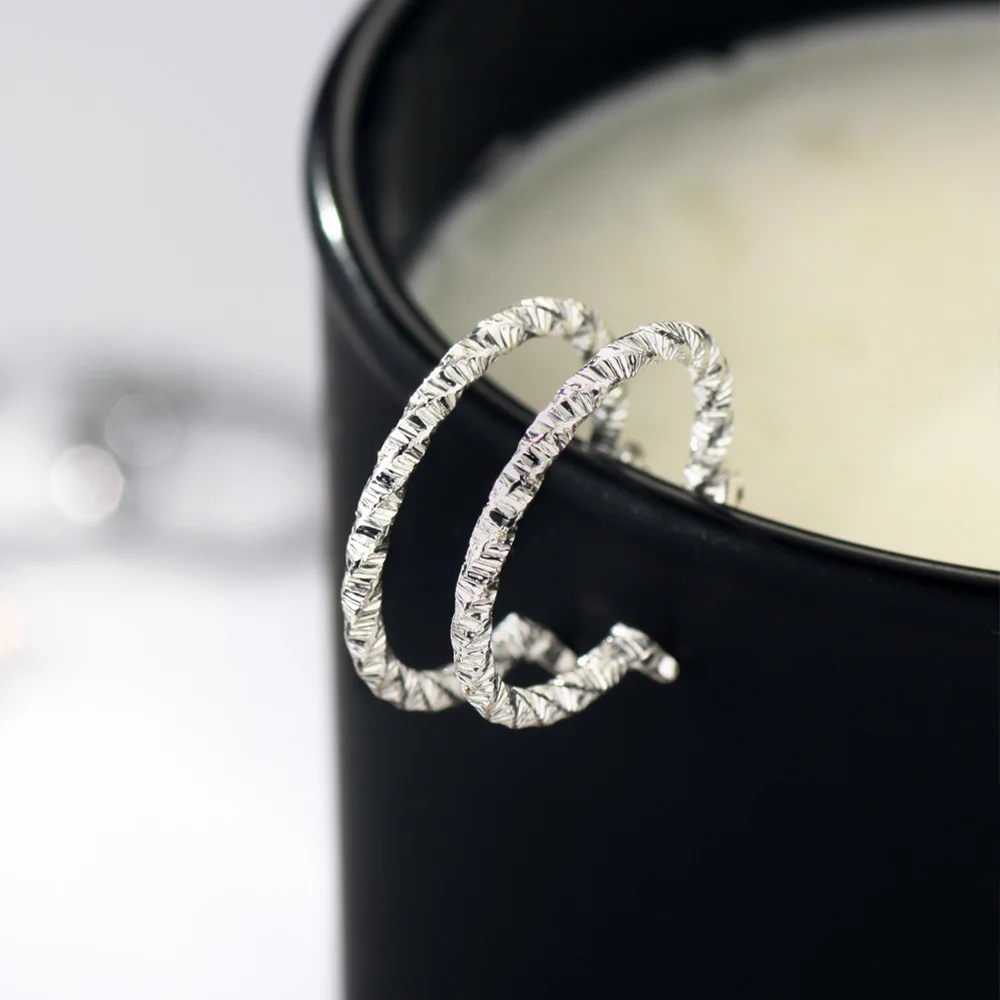 Neoglory три пары титановое покрытие средний обруч Модная бижутерия марки 2020 новинка