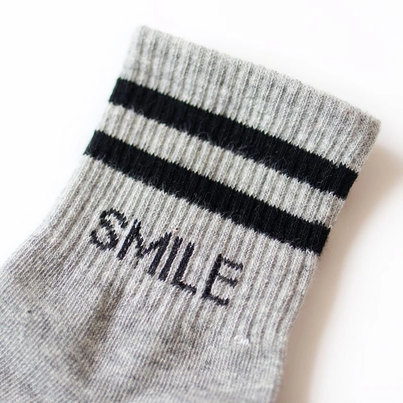 Женские носки с надписью Smile забавные женские полосатые унисекс черно-белые